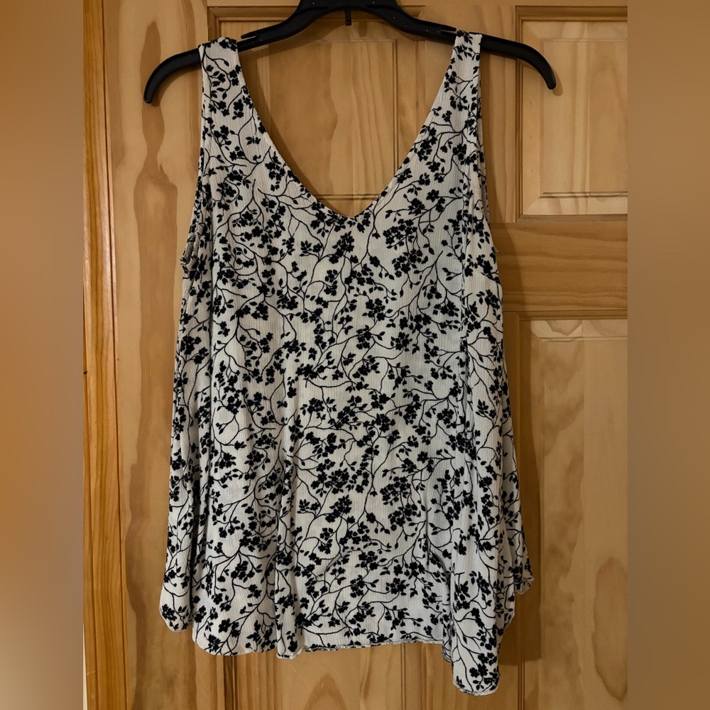 Motherhood Black and White Floral Top